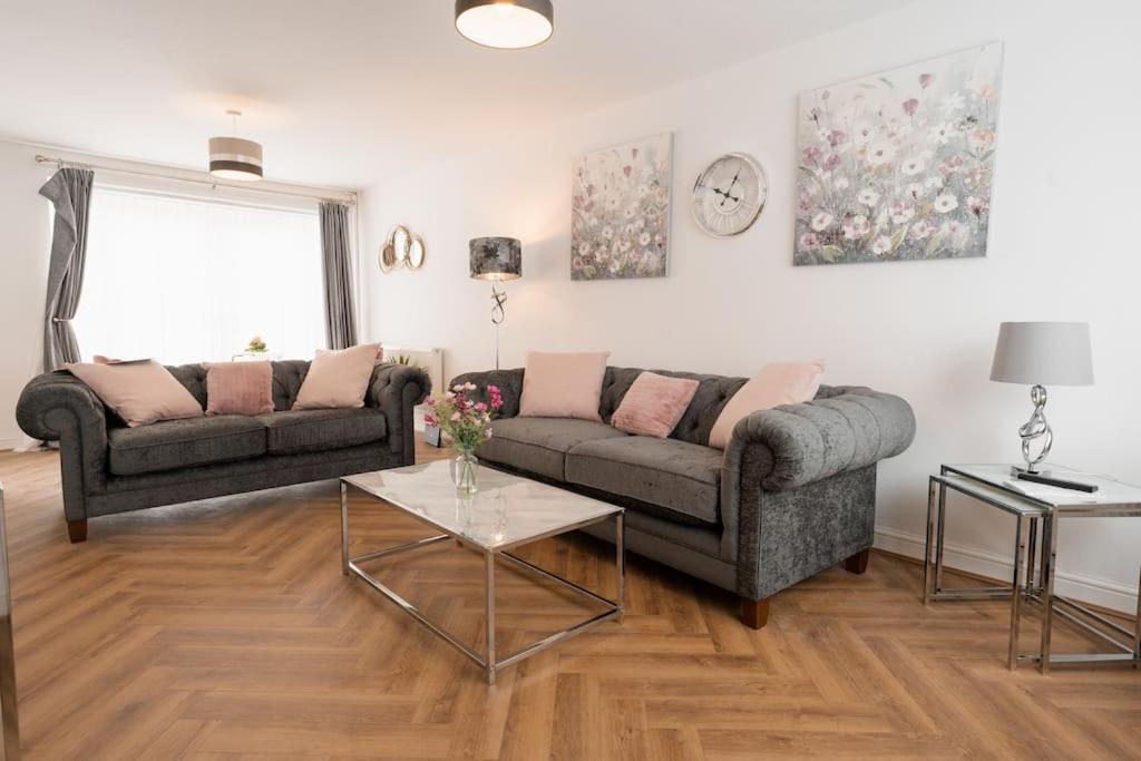 Prenton House, 3Br Close To Liverpool Birkenhead Esterno foto