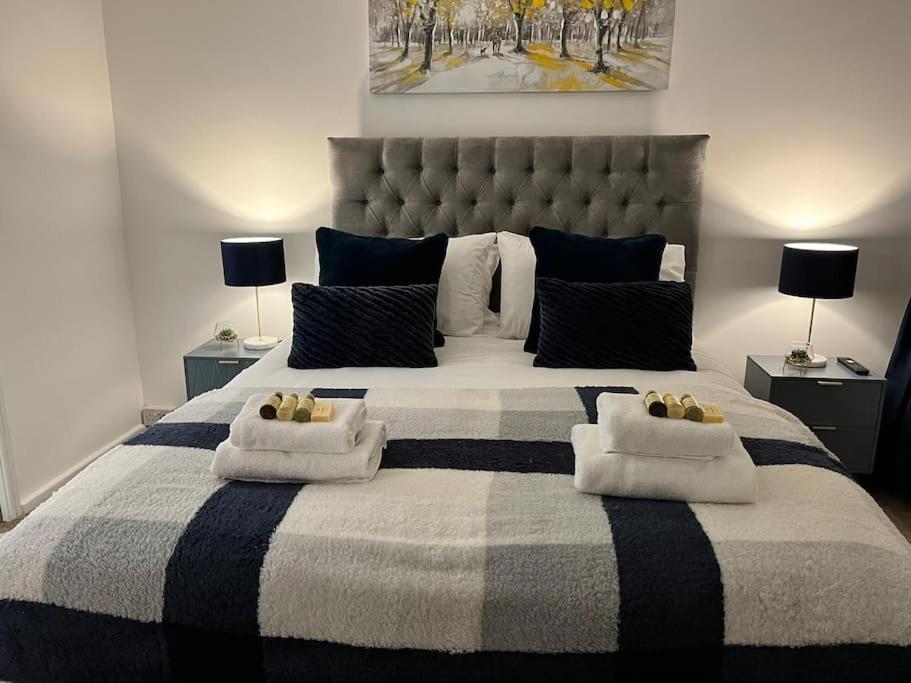 Prenton House, 3Br Close To Liverpool Birkenhead Esterno foto